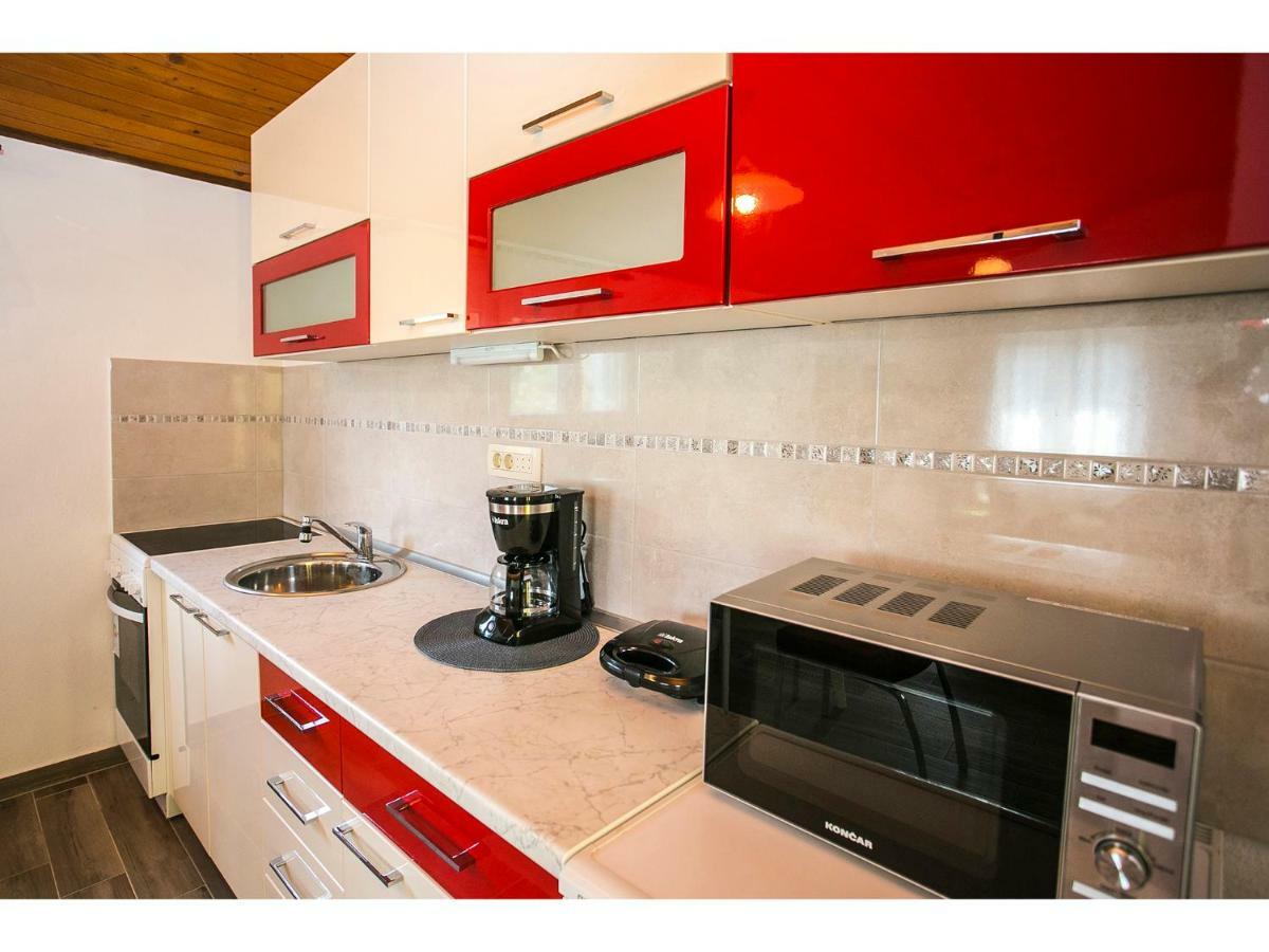Apartment Goga'S Retreat In Marina Εξωτερικό φωτογραφία
