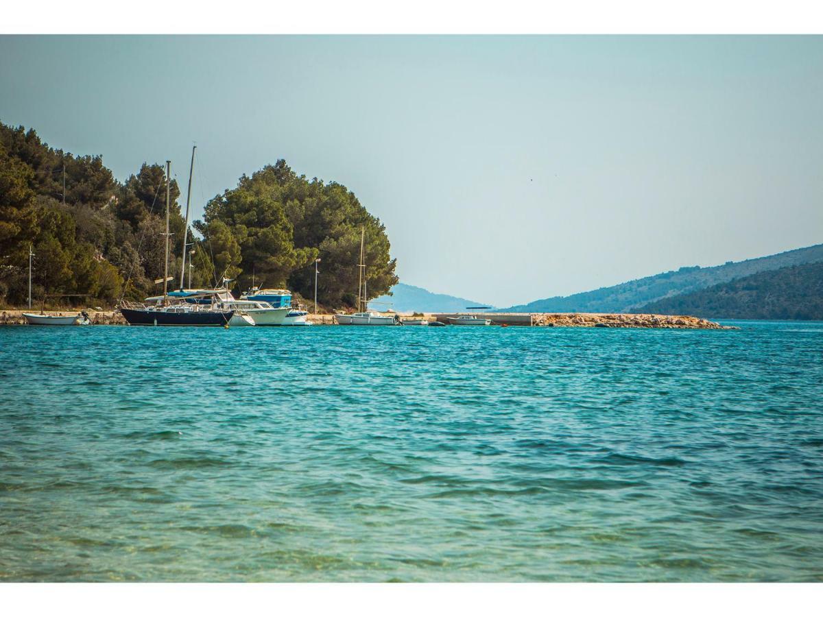 Apartment Goga'S Retreat In Marina Εξωτερικό φωτογραφία