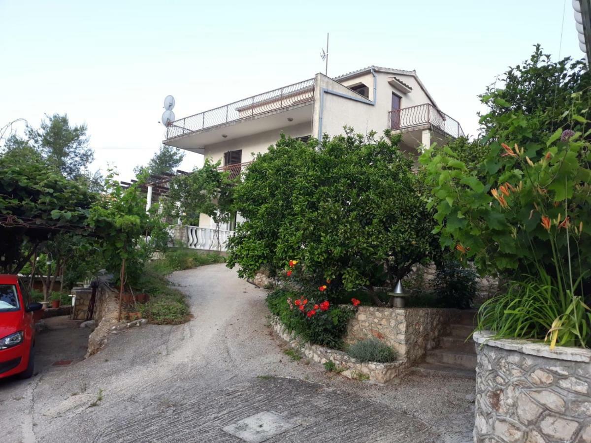 Apartment Goga'S Retreat In Marina Εξωτερικό φωτογραφία